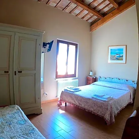 Fontebella فندق مبيت وإفطار مونتيهمارثيانو